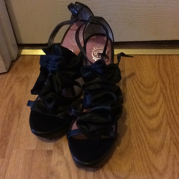 Sold Jeffrey Campbell black heels women size 7 - Picture 1 of 7